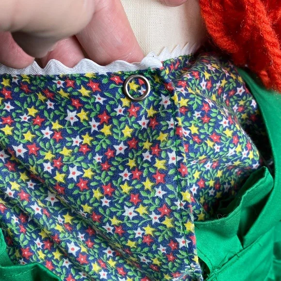 Vintage Classic Raggedy Ann Handmade Christmas Doll Red Hair and Green Dress - Picture 8 of 15
